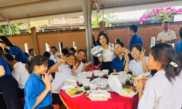 Kỳ thi tốt nghiệp THPT năm 2026: Hỗ trợ suất ăn cho thí sinh người đồng bào dân tộc thiểu số