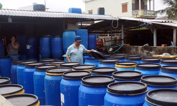 Nước mắm Đề Gi hút khách dịp cuối năm