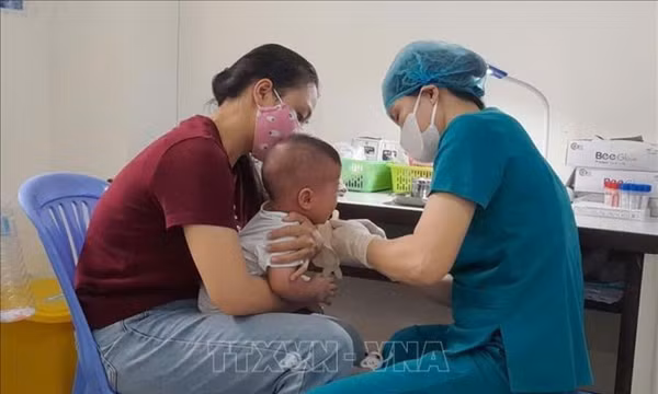 Phú Thọ: Khẩn trương triển khai các giải pháp khống chế dịch sởi tại xã Pà Cò