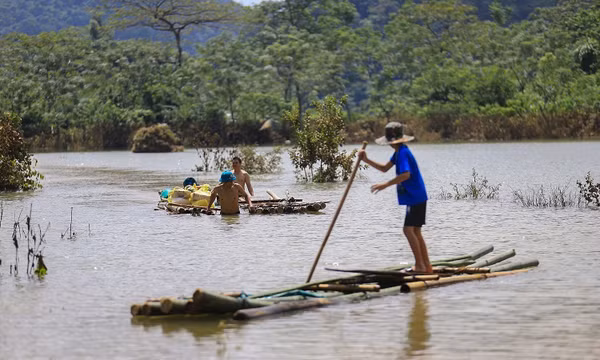 Phú Thọ: 18 hộ dân xã Mường Hoa bị cô lập sau bão số 10