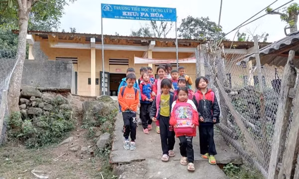 Kết luận 81 của Bộ Chính trị: Hiện thực hóa khát vọng “con chữ” nơi biên viễn - Bài 2