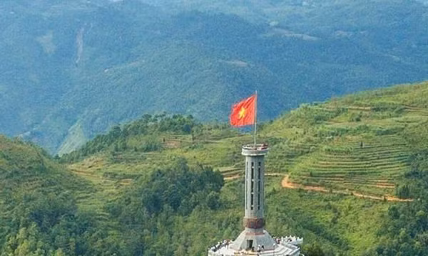 Lũng Cú vươn mình nơi cực Bắc Tổ quốc