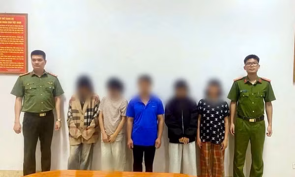 Ngăn chặn nhiều thiếu niên bỏ nhà đi tìm 'việc nhẹ lương cao'