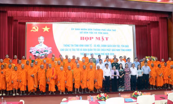Phật giáo Nam tông Khmer đóng góp tích cực cho sự phát triển chung