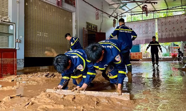 Mưa lớn, sạt lở đất đá gây thiệt hại nặng tại Sơn La