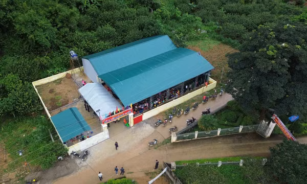 Cải thiện điều kiện học tập cho trẻ em vùng biên Sơn La