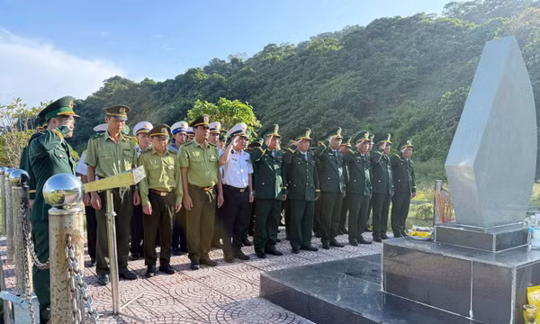 Tết Độc lập nơi đảo tiền tiêu của Tổ quốc