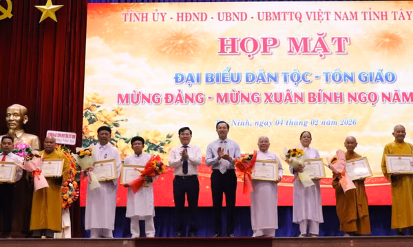 Tây Ninh: Đồng bào dân tộc, tôn giáo đồng hành cùng tỉnh bước vào nhiệm kỳ mới