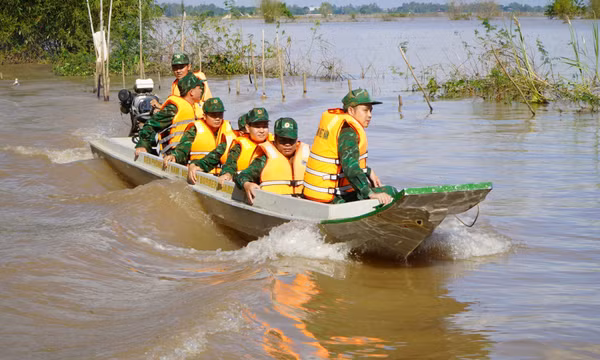 Quản lý chặt địa bàn, ngăn chặn buôn lậu qua biên giới