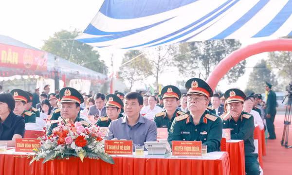 Đại tướng Nguyễn Trọng Nghĩa dự chương trình 'Xuân Chiến sĩ' ấm tình quân dân