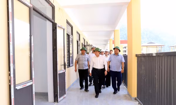 Kiểm tra tiến độ xây dựng Trường Phổ thông nội trú liên cấp tại Tuyên Quang