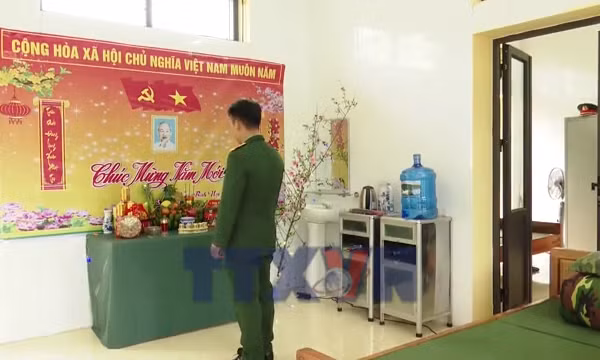 Những cán bộ, chiến sỹ trực Tết nơi miền núi