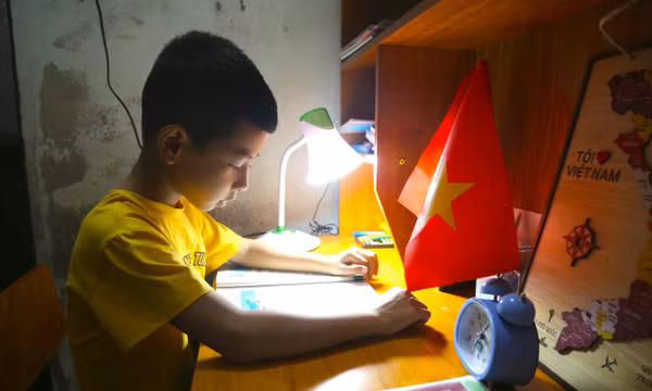 Tiếng loa học bài 'đánh thức' phong trào học tập
