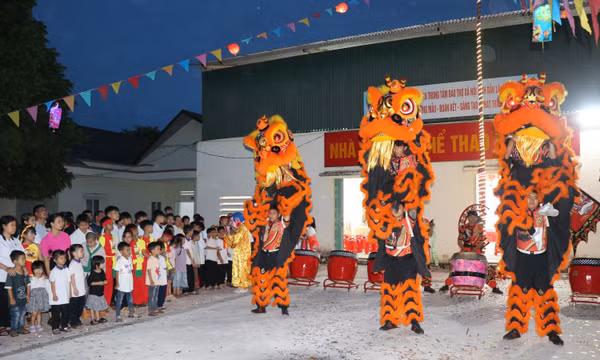 Rộn ràng mùa hội trăng rằm tháng Tám