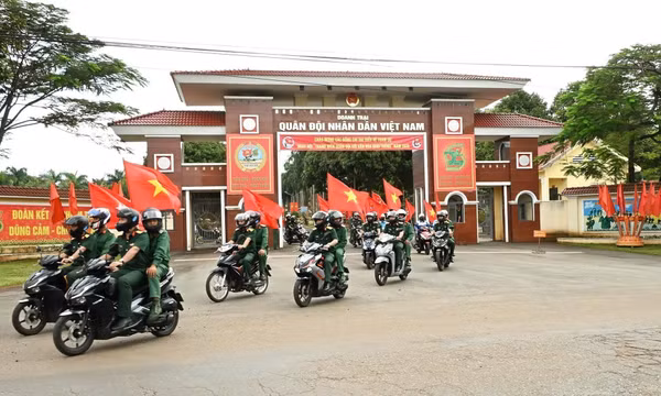 Thanh niên Quân đội với văn hóa giao thông