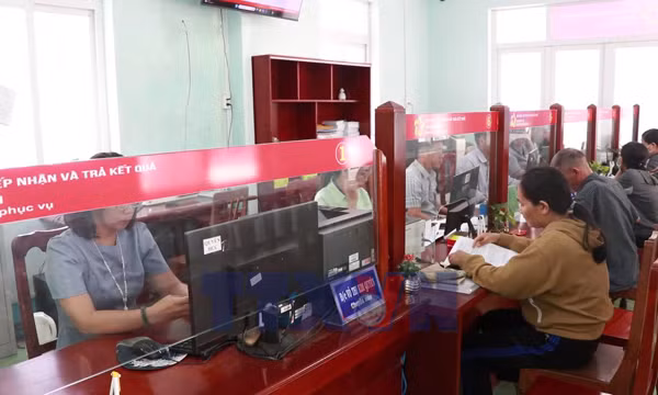 Nỗ lực nâng cao chất lượng, phục vụ nhân dân
