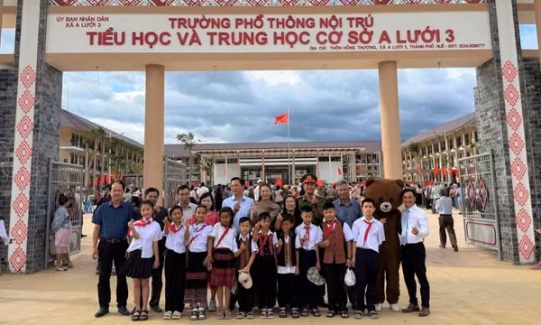 Tạo 'hơi thở mới' cho giáo dục vùng cao
