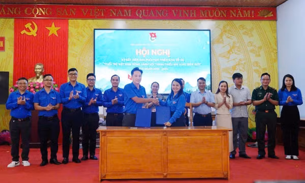 Kết nối nguồn lực đồng hành cùng thanh thiếu nhi vùng biên giới