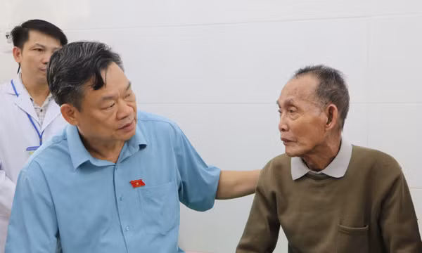 Đẩy nhanh đầu tư trường nội trú, hoàn thiện chính sách đất đai vùng đồng bào dân tộc thiểu số