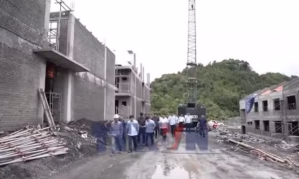 Tăng tốc xây dựng Trường nội trú liên cấp Sơn Vĩ