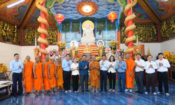 Đồng bào Khmer tại Cà Mau rộn ràng đón Tết Chôl Chnăm Thmây