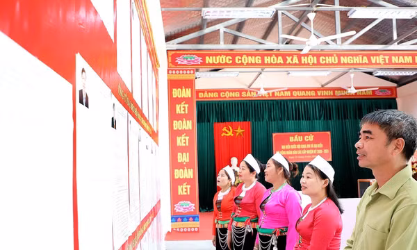 Cử tri xứ Mường (Phú Thọ) sẵn sàng cho Ngày hội non sông