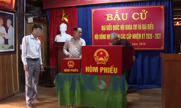 Cử tri đồng bào dân tộc kỳ vọng cuộc sống ấm no hạnh phúc