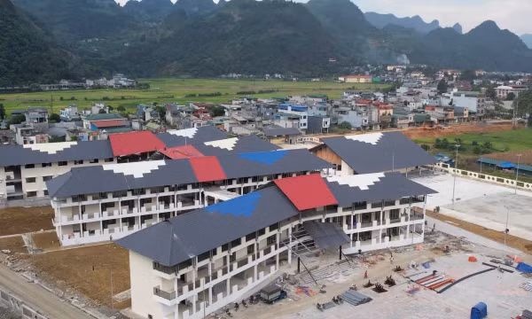 Để đưa 4 trường nội trú biên giới tại Lào Cai về đích 'đúng hẹn'