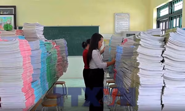 Dùng chung một bộ sách, thuận lợi cho dạy và học