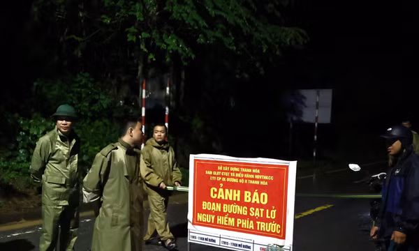 Thanh Hóa: Sạt lở đe dọa tính mạng người dân miền núi, nhiều hộ bị cô lập