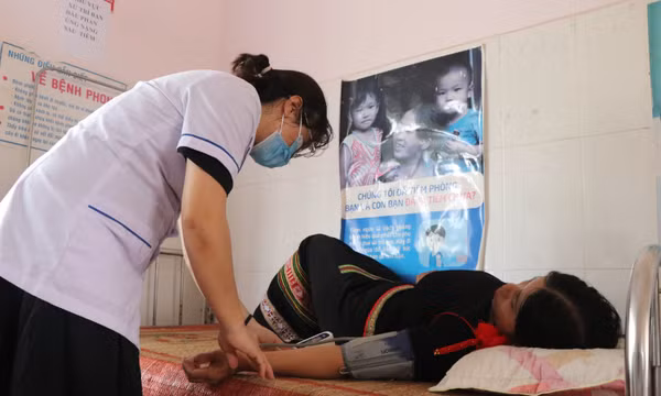 Bảo hiểm y tế - điểm tựa bảo vệ sức khỏe cho người dân