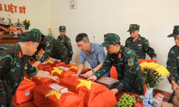 Hành trình đưa những người anh hùng, liệt sĩ trở về quê hương