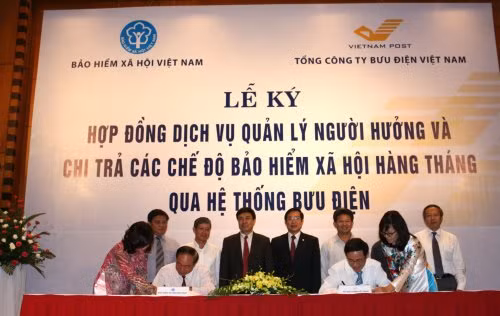 Chính thức trả bảo hiểm xã hội qua bưu điện ảnh 1