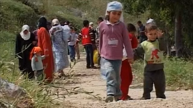 Trên nửa triệu người Syria đã tràn sang Lebanon ảnh 1