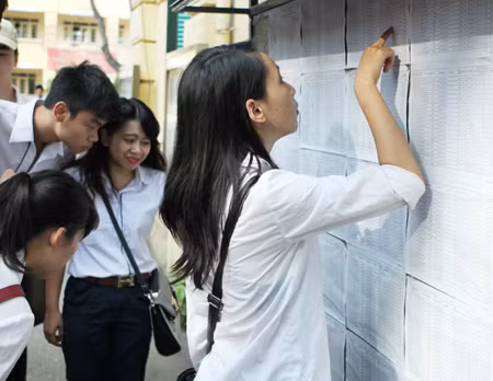 Sáng mai, gần 1 triệu thí sinh THPT thi môn đầu tiên ảnh 1