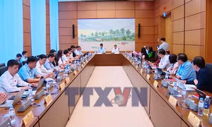 Sửa luật để trẻ em được sống trong môi trường an toàn, lành mạnh