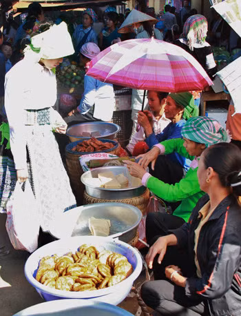 Rực rỡ chợ Tết Mường Hum ảnh 8