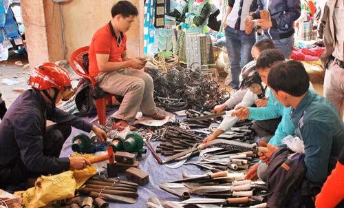 Rực rỡ chợ Tết Mường Hum ảnh 2