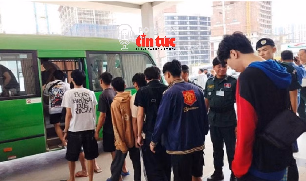 Tin nóng thế giới sáng 17/7/2025