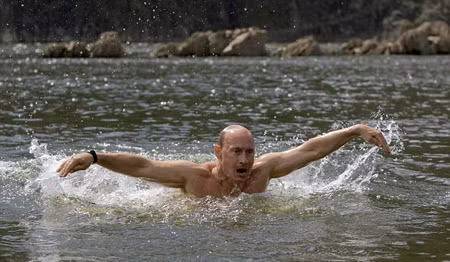 Putin lặn biển xem tàu chiến đắm ảnh 5