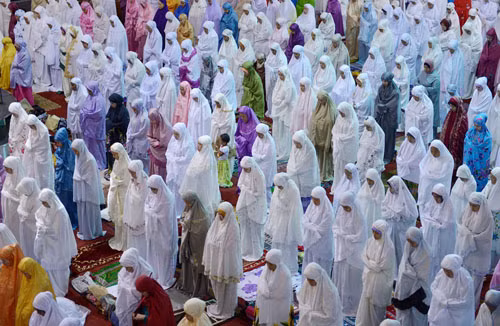 Người Hồi giáo vào mùa chay Ramadan ảnh 10