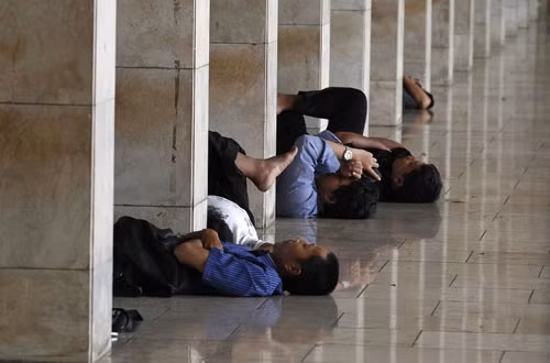 Người Hồi giáo vào mùa chay Ramadan ảnh 14
