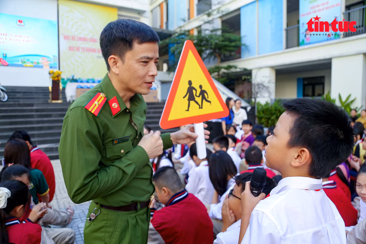 Chú thích ảnh
