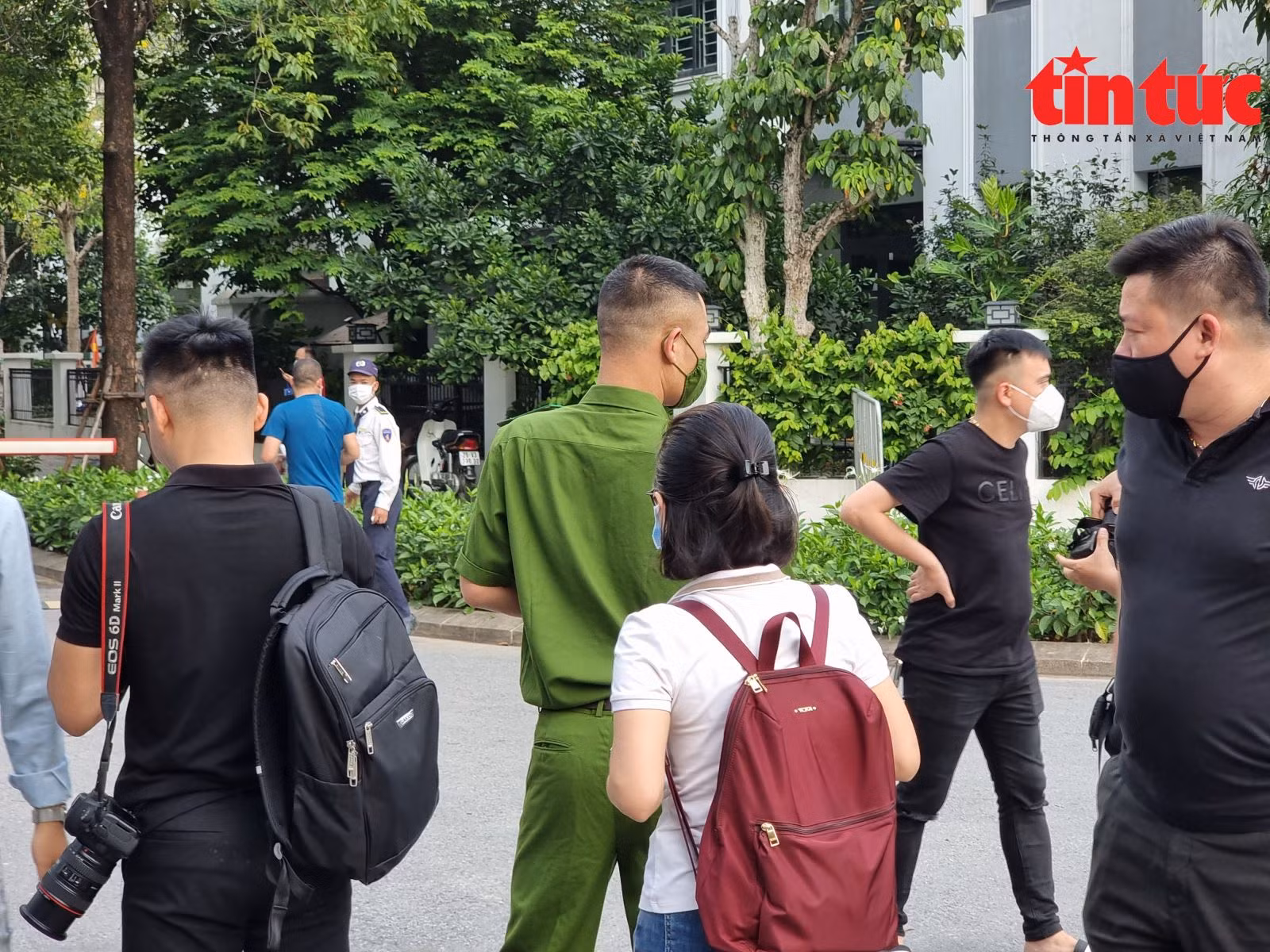 Chú thích ảnh