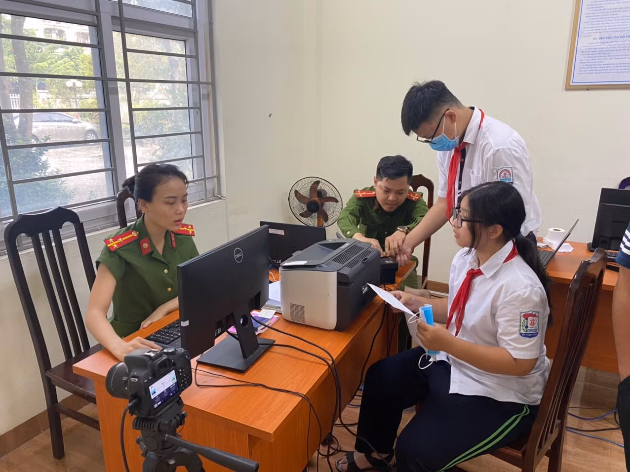 Chú thích ảnh