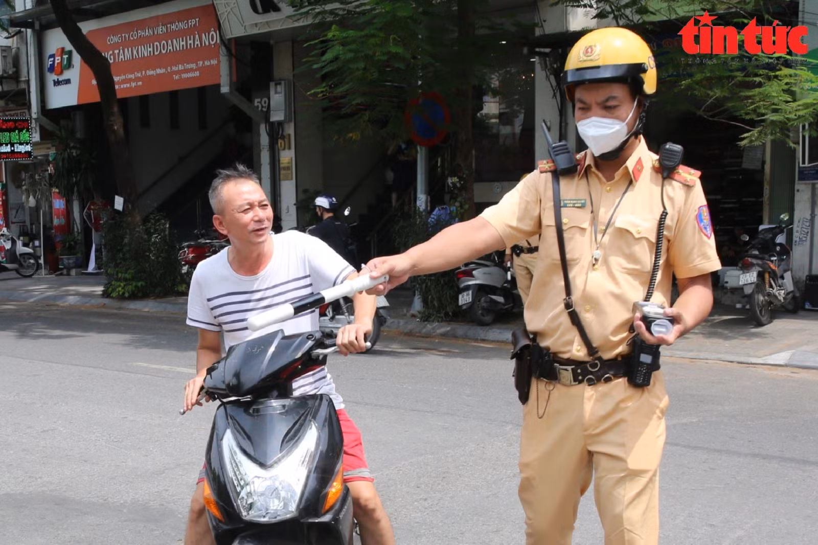 Chú thích ảnh