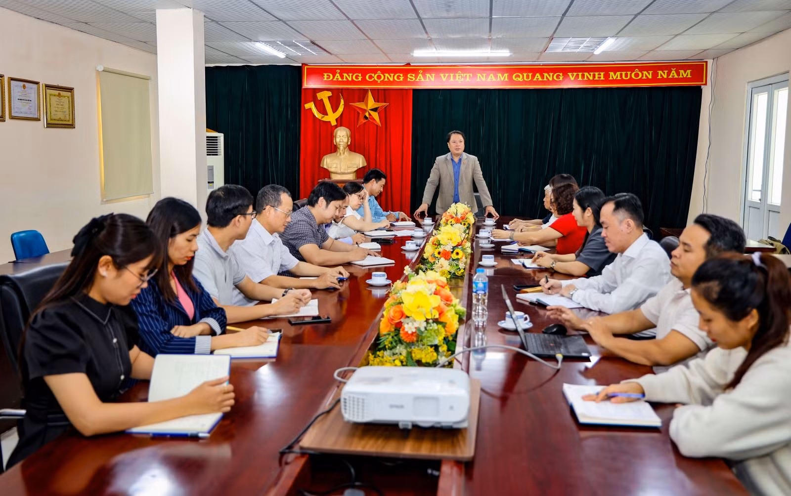 Chú thích ảnh