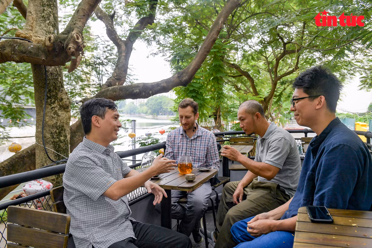 Chú thích hình ảnh
