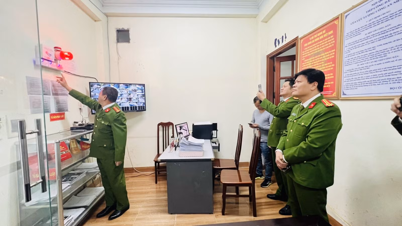 Chú thích ảnh