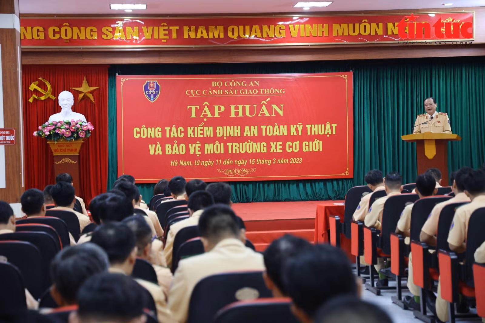 Chú thích ảnh